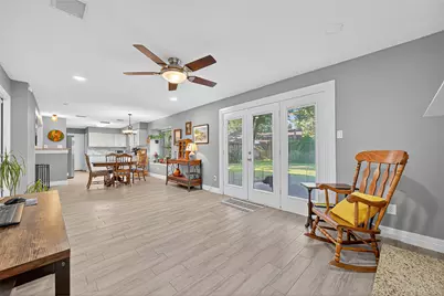 2901 Maple Knoll Drive, Houston, TX 77339 - Photo 14