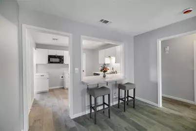 1610 E Rosebud Avenue, Victoria, TX 77901 - Photo 16