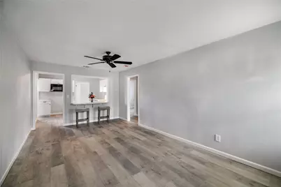 1610 E Rosebud Avenue, Victoria, TX 77901 - Photo 12
