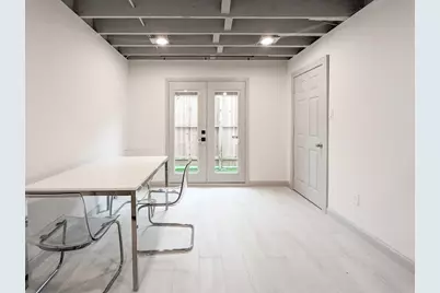 2306 Addison Road #B, Houston, TX 77030 - Photo 10