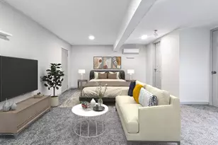 2306 Addison Rd, Houston, TX 77030 - Photo 2