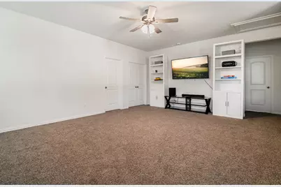107 Violet Carson Court, Conroe, TX 77318 - Photo 16