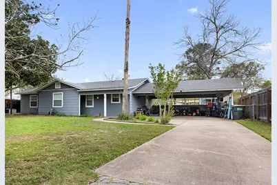 107 N River Drive, Columbus, TX 78934 - Photo 2