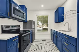 2302 Blodgett St, Houston, TX 77004 - Photo 10
