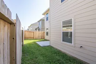 18634 Bell Ravine Dr, Katy, TX 77449 - Photo 2