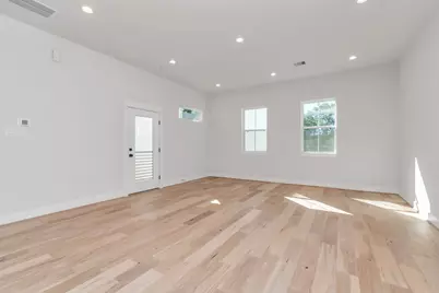 5410 Wheatley Street #E, Houston, TX 77091 - Photo 10