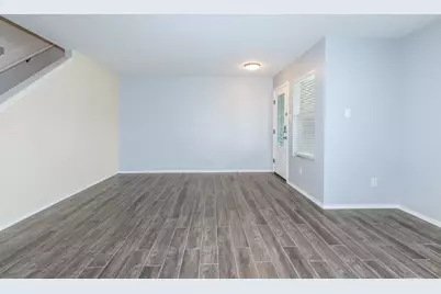 302 Falling Pine Drive, Conroe, TX 77304 - Photo 4