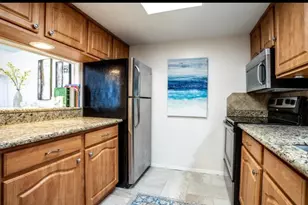 2228 S Piney Point Rd, Houston, TX 77063 - Photo 6