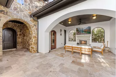 38 N Player Manor Circle, The Woodlands, TX 77382 - Photo 18