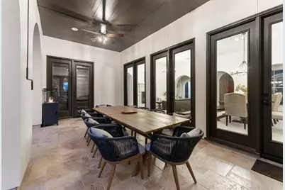 38 N Player Manor Circle, The Woodlands, TX 77382 - Photo 12