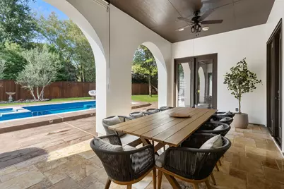 38 N Player Manor Circle, The Woodlands, TX 77382 - Photo 8