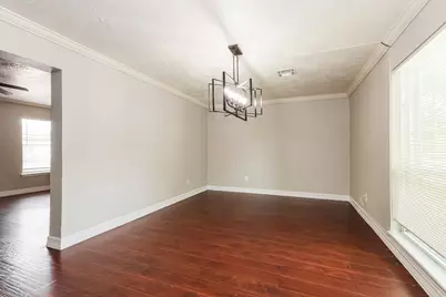 10122 Woodhollow Drive, Conroe, TX 77385 - Photo 6