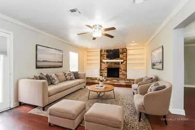 10122 Woodhollow Drive, Conroe, TX 77385 - Photo 4