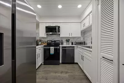 11229 Briar Forest Drive, Houston, TX 77042 - Photo 6