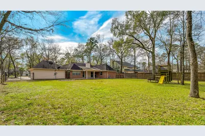 2460 Pebblebrook Circle, Conroe, TX 77384 - Photo 24
