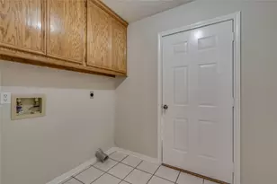 2460 Pebblebrook Cir, Conroe, TX 77384 - Photo 22