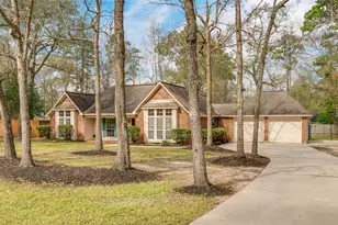 2460 Pebblebrook Cir, Conroe, TX 77384 - Photo 1