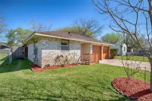 4809 39th St, Dickinson, TX 77539 - Photo 2