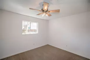 4809 39th St, Dickinson, TX 77539 - Photo 20