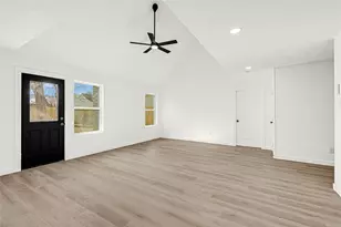 3902 Cedar Gardens Dr, Houston, TX 77082 - Photo 4