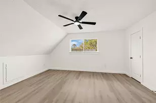 3902 Cedar Gardens Dr, Houston, TX 77082 - Photo 18