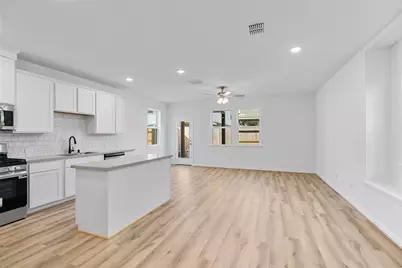 2238 Villa Clara Drive, Friendswood, TX 77546 - Photo 4