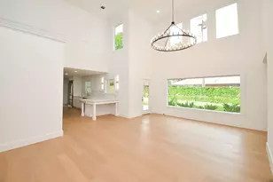 702 Azaleadell Dr, Houston, TX 77018 - Photo 10