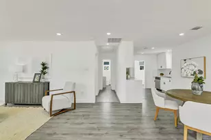 110 Harris Ct, Houston, TX 77009 - Photo 8
