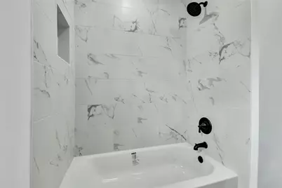 110 Harris Court, Houston, TX 77009 - Photo 22