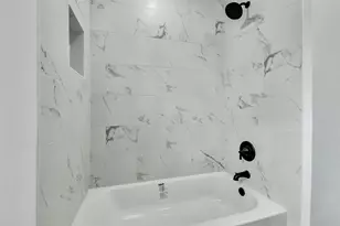 110 Harris Ct, Houston, TX 77009 - Photo 22