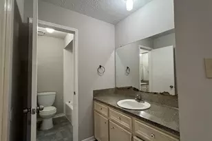 11507 Meadow Ln, Houston, TX 77477 - Photo 14