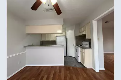 11507 Meadow Lane #C, Houston, TX 77477 - Photo 6