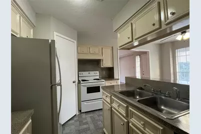 11507 Meadow Lane #C, Houston, TX 77477 - Photo 8