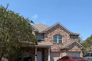 9907 Lynnwood Dr, Baytown, TX 77521 - Photo 1