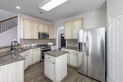 2911 Ledgeside Court, Katy, TX 77494 - Photo 8