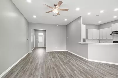 535 Corydon Drive, Houston, TX 77336 - Photo 8