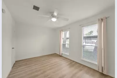 1917 Augusta Drive #A2, Houston, TX 77057 - Photo 12