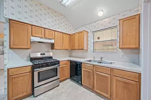 9135 Reagan Meadow Ct, Houston, TX 77064 - Photo 16