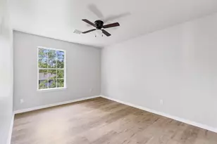 10445 Wicklowe St, Houston, TX 77016 - Photo 42