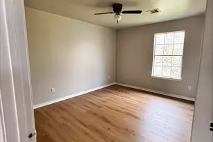 10445 Wicklowe St, Houston, TX 77016 - Photo 12