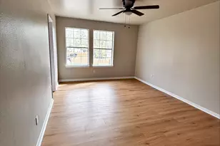 10445 Wicklowe St, Houston, TX 77016 - Photo 18