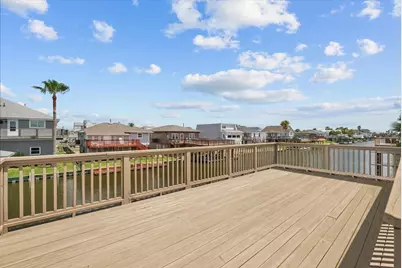 218 Barracuda Street, Bayou Vista, TX 77563 - Photo 32