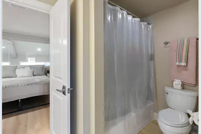 68 April Point S Unit E68 Drive S, Conroe, TX 77356 - Photo 30