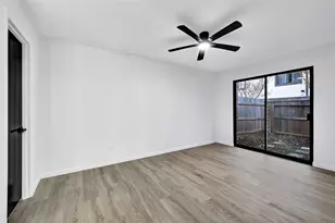 12040 Mighty Oak Dr, Houston, TX 77066 - Photo 28