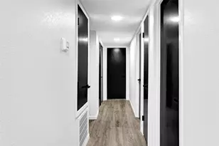 12040 Mighty Oak Dr, Houston, TX 77066 - Photo 16