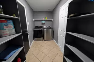 714 N Vista Dr, Houston, TX 77073 - Photo 10
