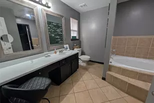 714 N Vista Dr, Houston, TX 77073 - Photo 8