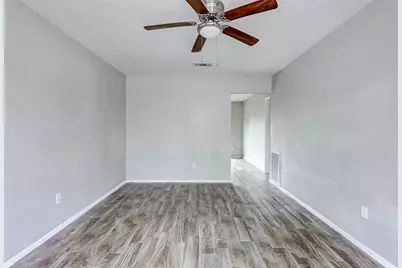 4969 E Ridge Creek Drive, Houston, TX 77053 - Photo 10