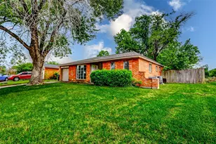 4969 E Ridge Creek Dr, Houston, TX 77053 - Photo 2