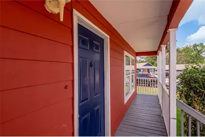 144 Varsity Drive, Huntsville, TX 77340 - Photo 4